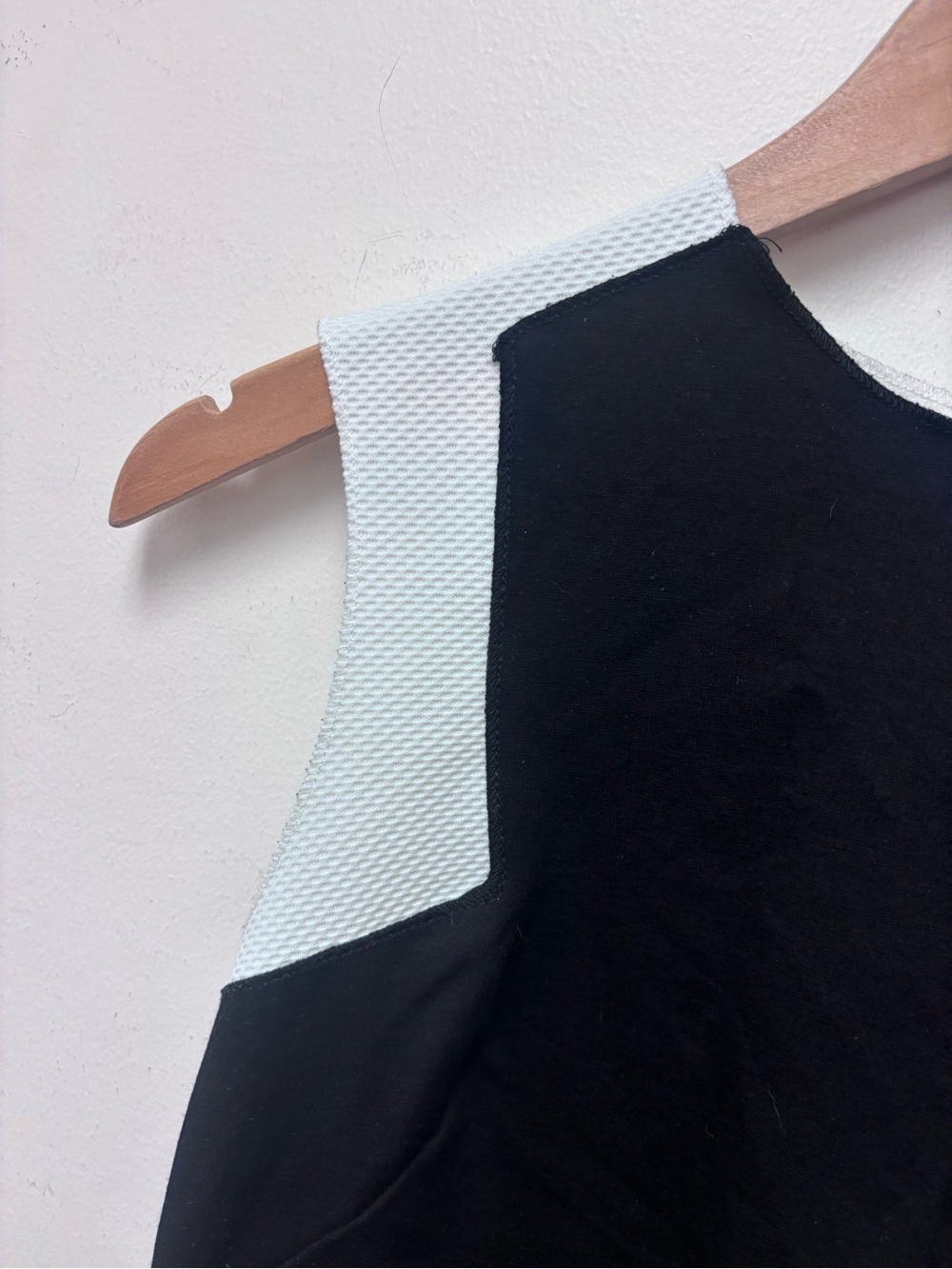Torn by Ronnie Kobo Crop Top - Picture 3 of 11